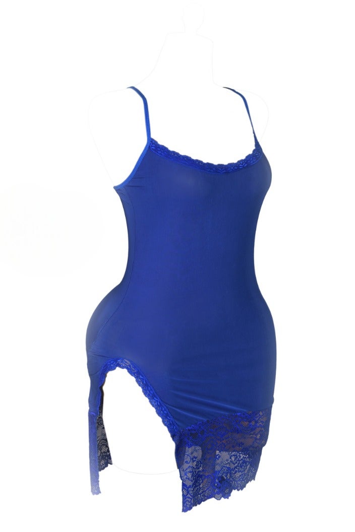 women's dress Elegant short  with a side slit and lace on the edges  - Image 2