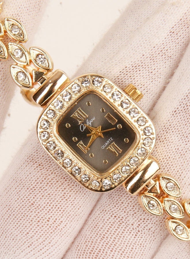 Onlyou Elegant Women’s Quartz Wrist Watch – Gold Stainless Steel Strap – Elegant Square Design for Daily Use - Image 2