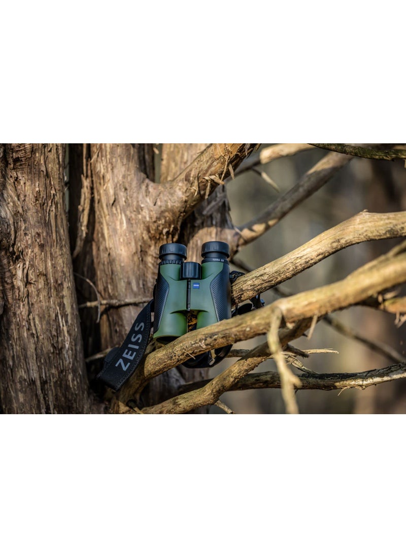 Zeiss ZEISS Terra ED Binoculars 8x42 Waterproof, and Fast Focusing with Coated Glass for Optimal Clarity in All Weather Conditions for Bird Watching, Hunting, Sightseeing, Green  - Image 4