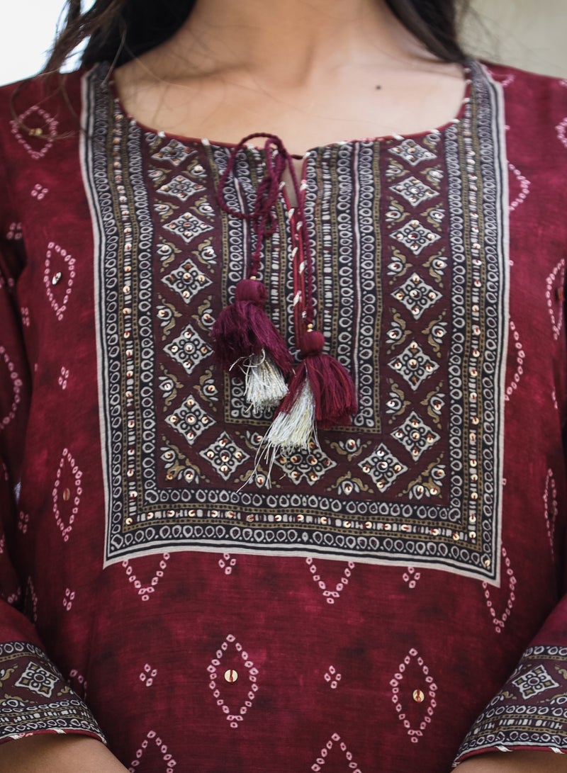 Swadesh Souq Maroon Chanderi Kurta Pant Set with Dupatta - Image 3