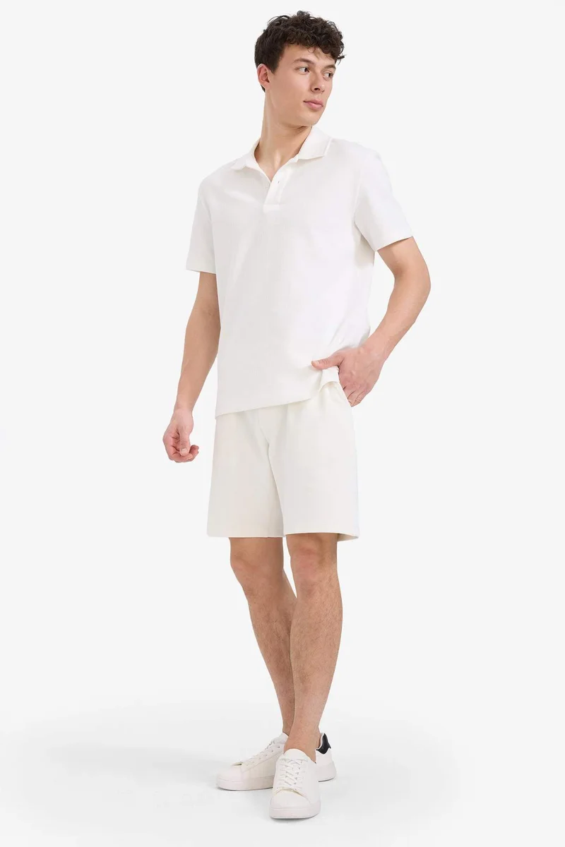 ديفاكتو Regular Fit Basic Shorts