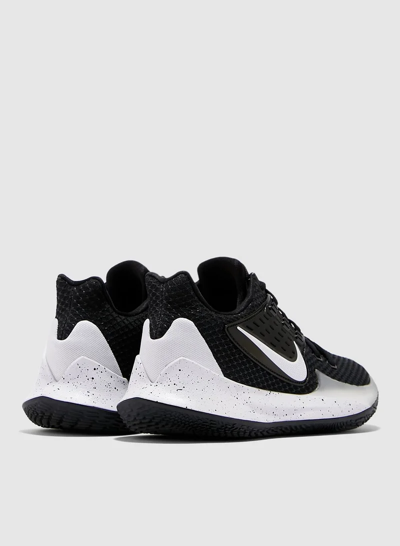Nike Kyrie Low 2