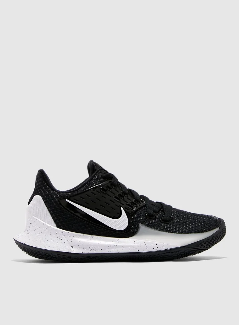 Nike Kyrie Low 2