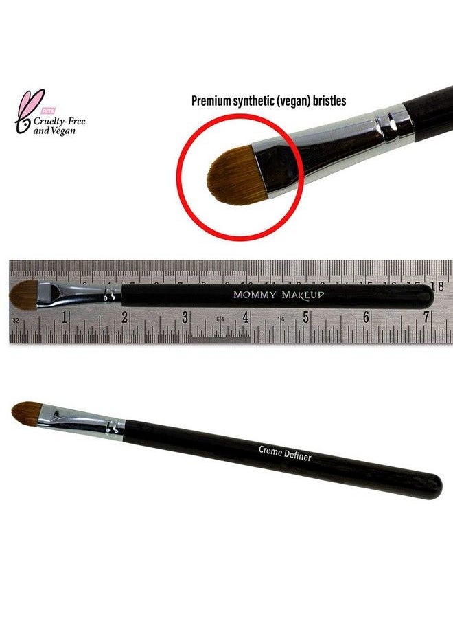 Mommy Makeup Creme Definer Eyeshadow Brush  - Image 3