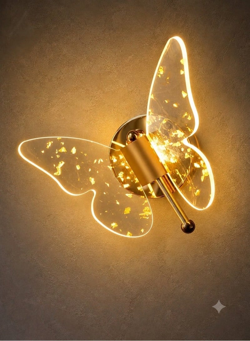 أبليك جداري فراشة ليد  تصميم أكريليك بقطع ذهبية، إضاءة دافئة - Image 1