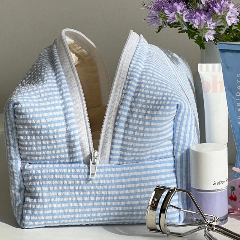 Japanese Style Fresh Style Plaid Cosmetic Bag Cute Girl'S Travel Wash Bag Portable Hand Storage Bag - Image 5
