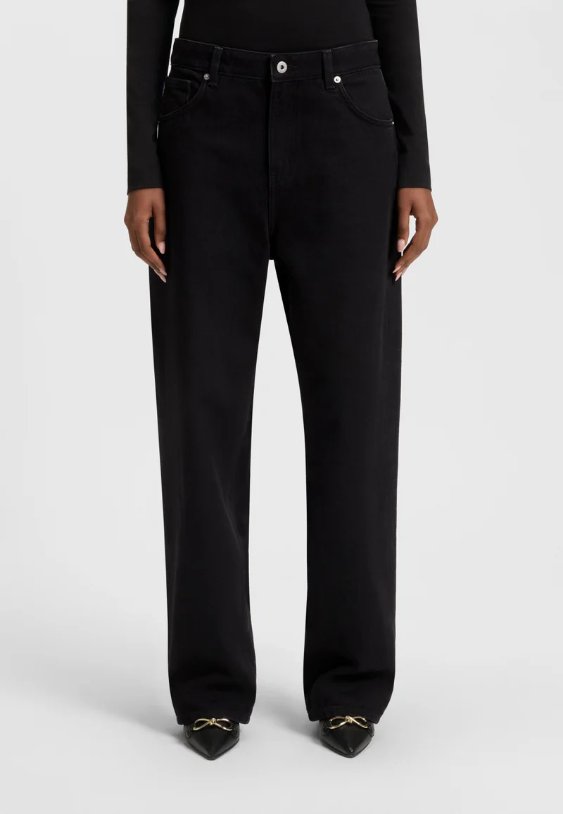 Relaxed-fit jeans in black denim