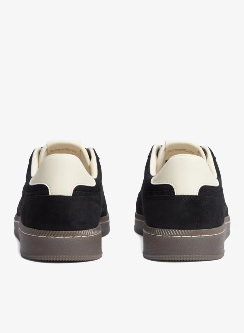 Tommy Jeans  The Greenwich Logo Suede Court Trainers for Men | Best Price UAE
