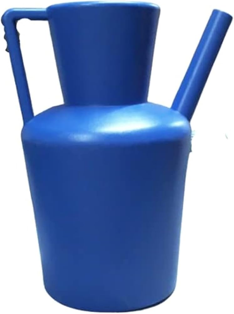 DeloPik BATHROOM TOILET JUG LOTA AND WATERING CAN Garden 2.5 LITRE (Random Color) - Image 1
