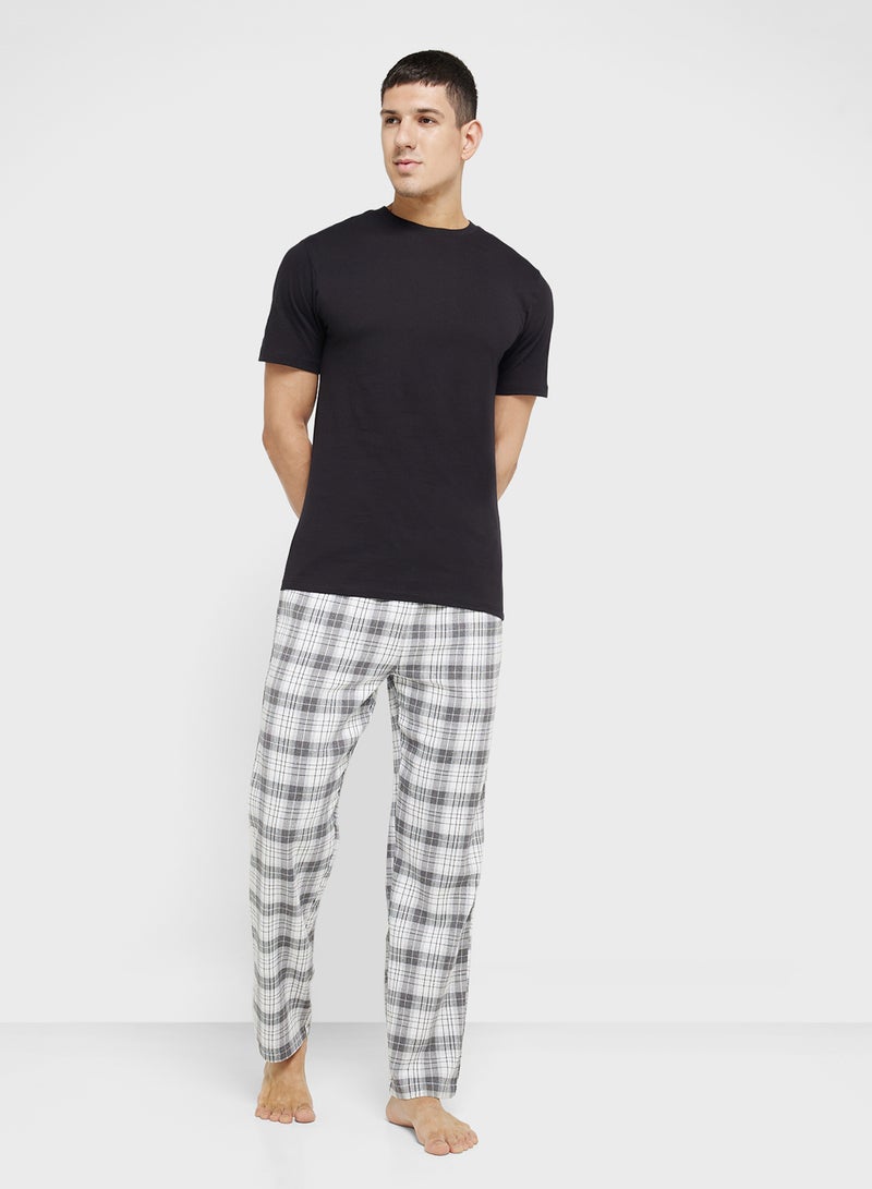 Robert Wood Nightwear T-Shirt & Pants Sets  - Image 1