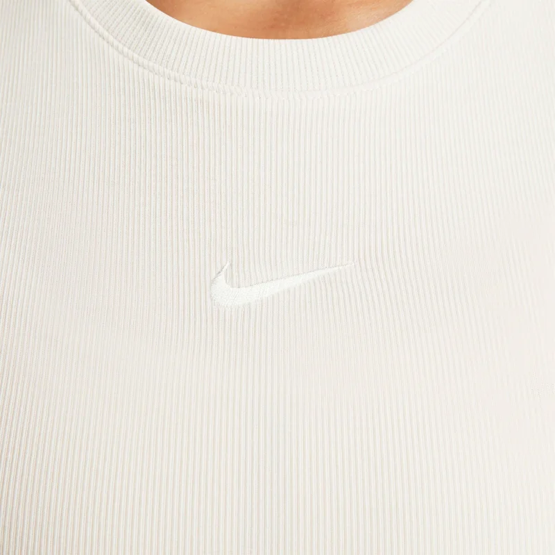 Nike Women's Sportswear Chill Tight Cropped Mini-Rib Tank Top