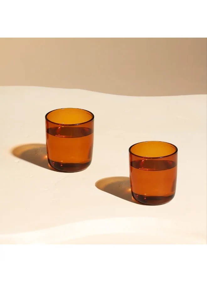 Muun Home Muun Home Coiled Carafe Glass Amber | Handblown Borosilicate Drinking Glass with Ribbed Spiral Design | Water, Juice & Cocktail Glass for Home, Dining & Table Styling