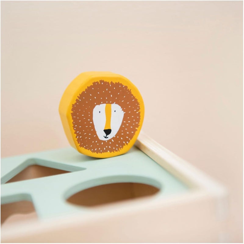 Trixie Wooden Shape Sorter - Image 4