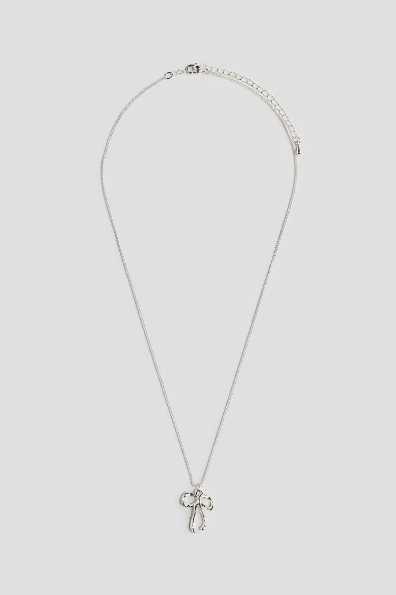 H&M Pendant necklace