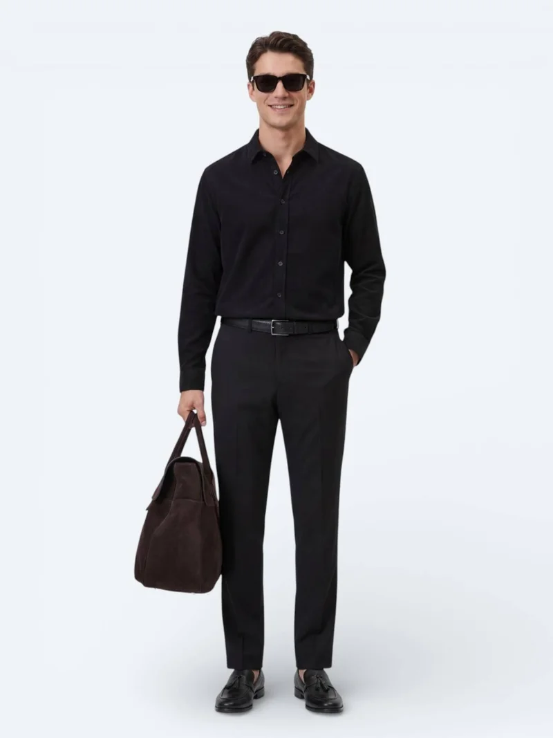 كيب قميص أسود سادة بقصة عادية طويلة منسوجة، مناسب للإطلالات الكاجوال، مصنوع من القطن بنسبة 100%