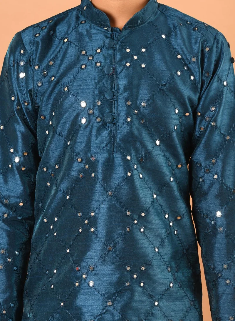 ليل بيكس Kurta Pajama Set