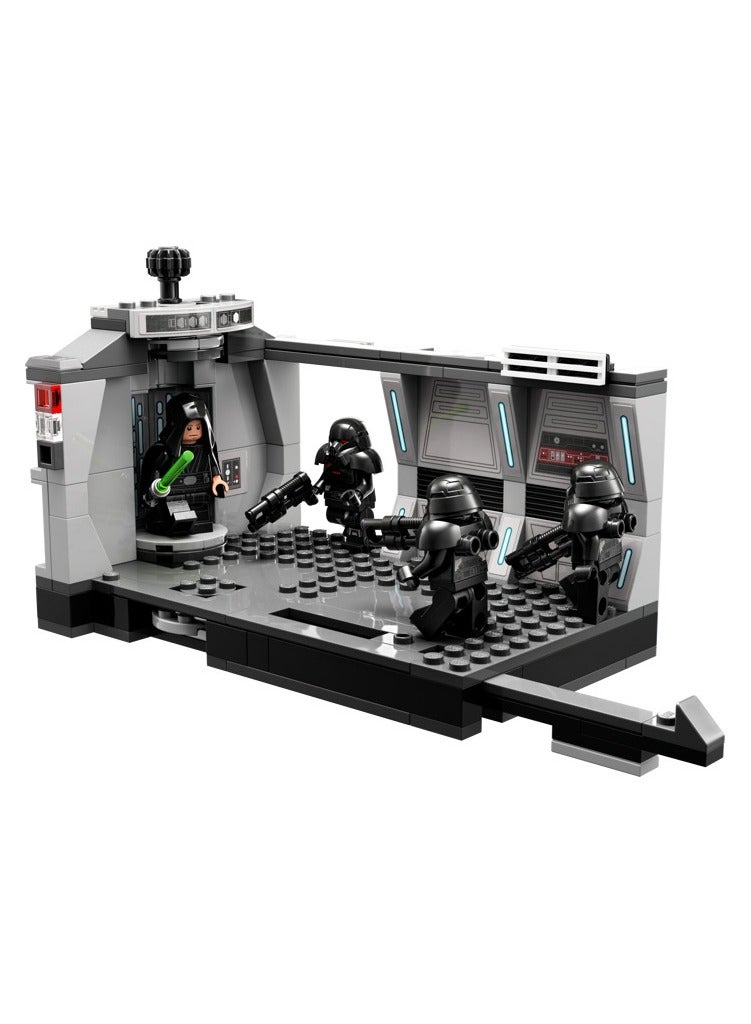 LEGO Dark Trooper Attack Set 75324 - Image 2