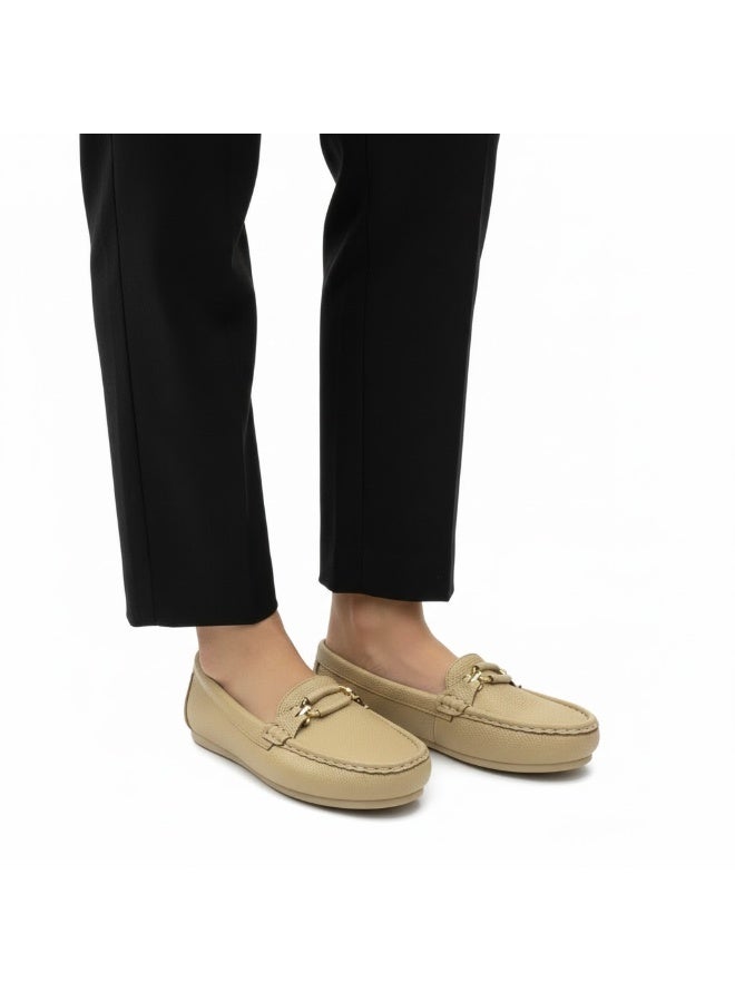 حذاء لوفر نسائي فخم ومريح للاستخدام اليومي – تصميم عصري ونعل مضاد للانزلاق - Image 1