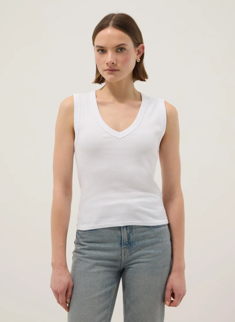او في اس OVS White Pure Cotton V-Neck Regular Fit Tank Top