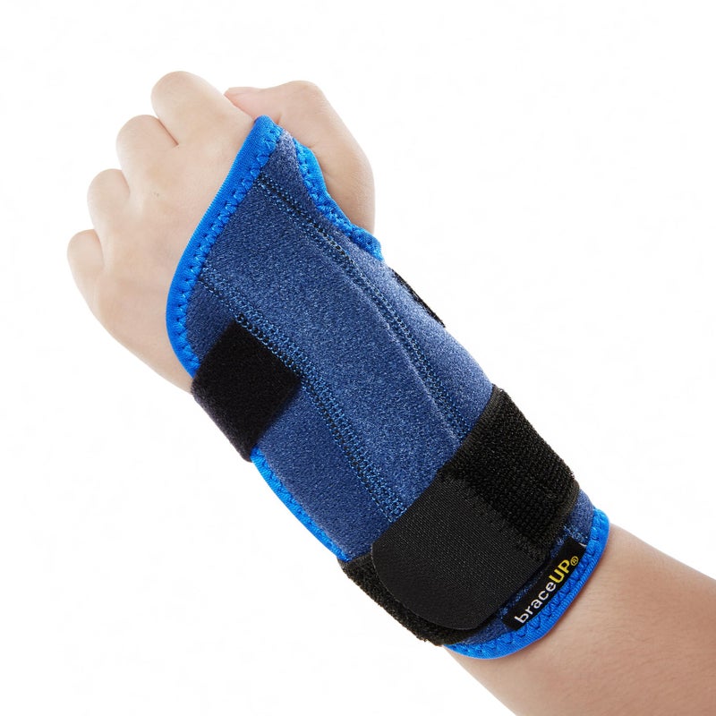 BraceUP Stabilized Kids Wrist Brace- Youth Wrist Support, Kids Wrist Splint, Child Wrist Brace for Daily Use, Boys and Girls height 3â€™3â€ to 4â€™11â€, size 3-12 (Left Hand) - Image 1