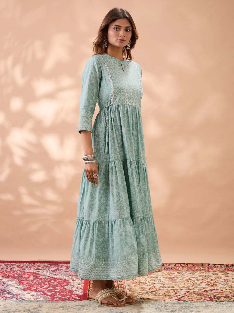 globus Globus Women Green Mandarin Collar Floral Print Fit and Flare Lace & Tie Up Detail Flared Hem Tiered Maxi Dress