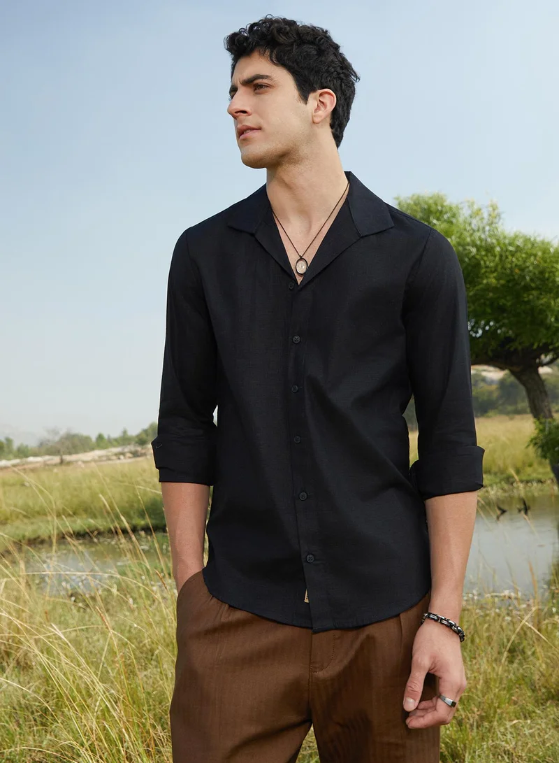 كامبوس سوترا قميص رجالي كاجوال سادة أسود ليلي
