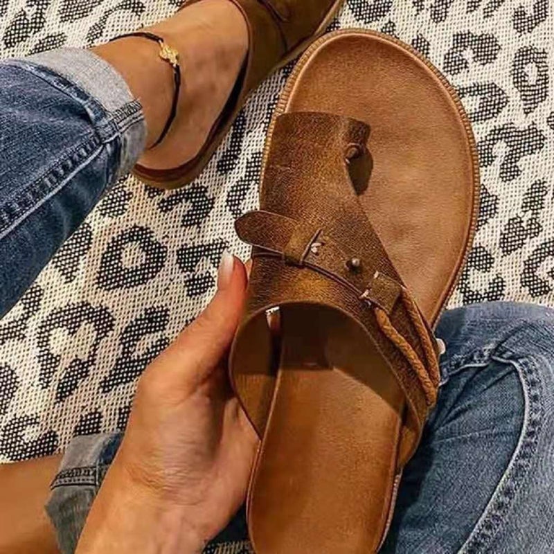 Sandals women's 2021 summer new European and American Roman style sets of toe rivets belt buckle breathable large size flat bottom slippers women brown 39 - Image 1