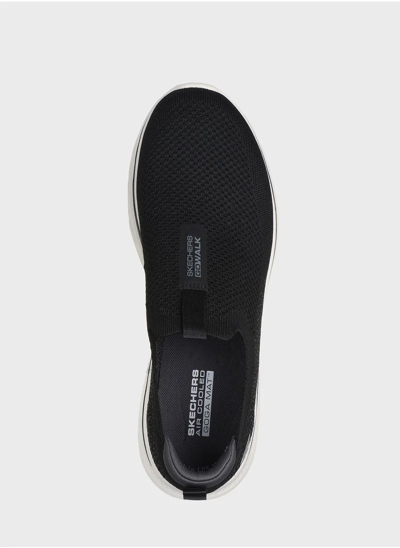 SKECHERS Go Walk 7