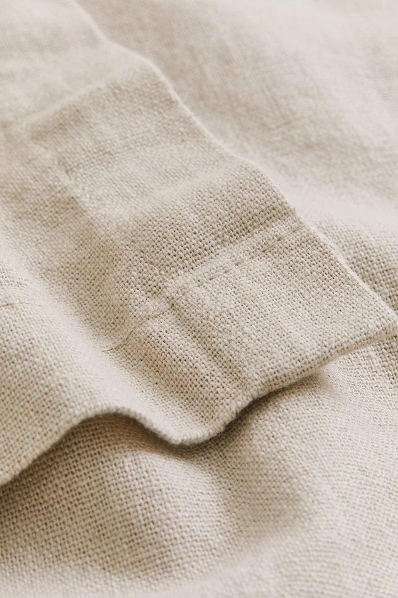 H&M Linen-blend tablecloth