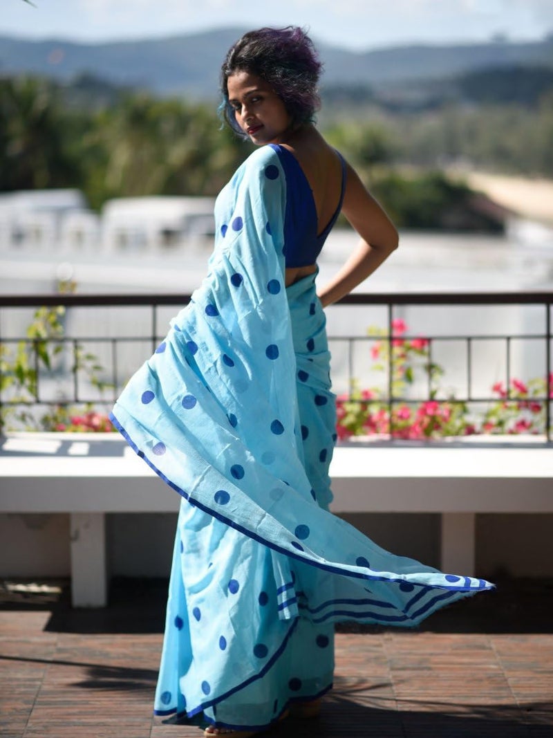 Sidhidata Women's Sky Blue Polka Dot Printed Cotton Linen Saree with Unstitched Blouse Piece - Image 3