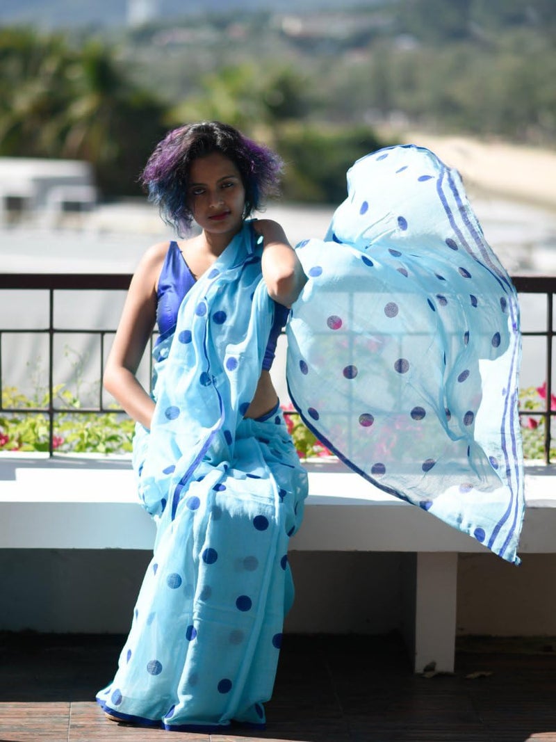 Sidhidata Women's Sky Blue Polka Dot Printed Cotton Linen Saree with Unstitched Blouse Piece - Image 4