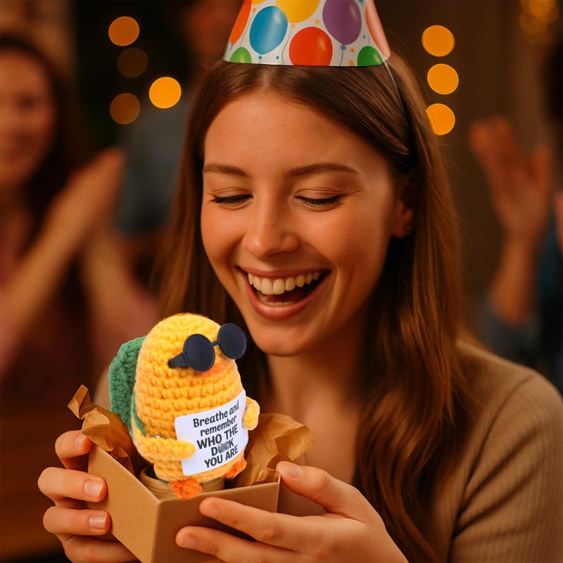 TWPER Birthday Gifts for Her Him, Positive Crochet Animals with 10 Affirmation Cards â€“ Cute Emotional Support Duck Desk Decor Inspirational Gift for Women Coworkers Friends - Image 4