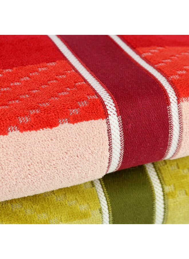 White Rose 4 Piece Bathroom Towel Set ZICZAC 500 GSM 100% Cotton Velour 2 Bath Towel 70X140 cm & 2 Hand Towel 50x90 cm Red & Green Color Modern Stripe Design Luxury Touch Extra Absorbent  - Image 5