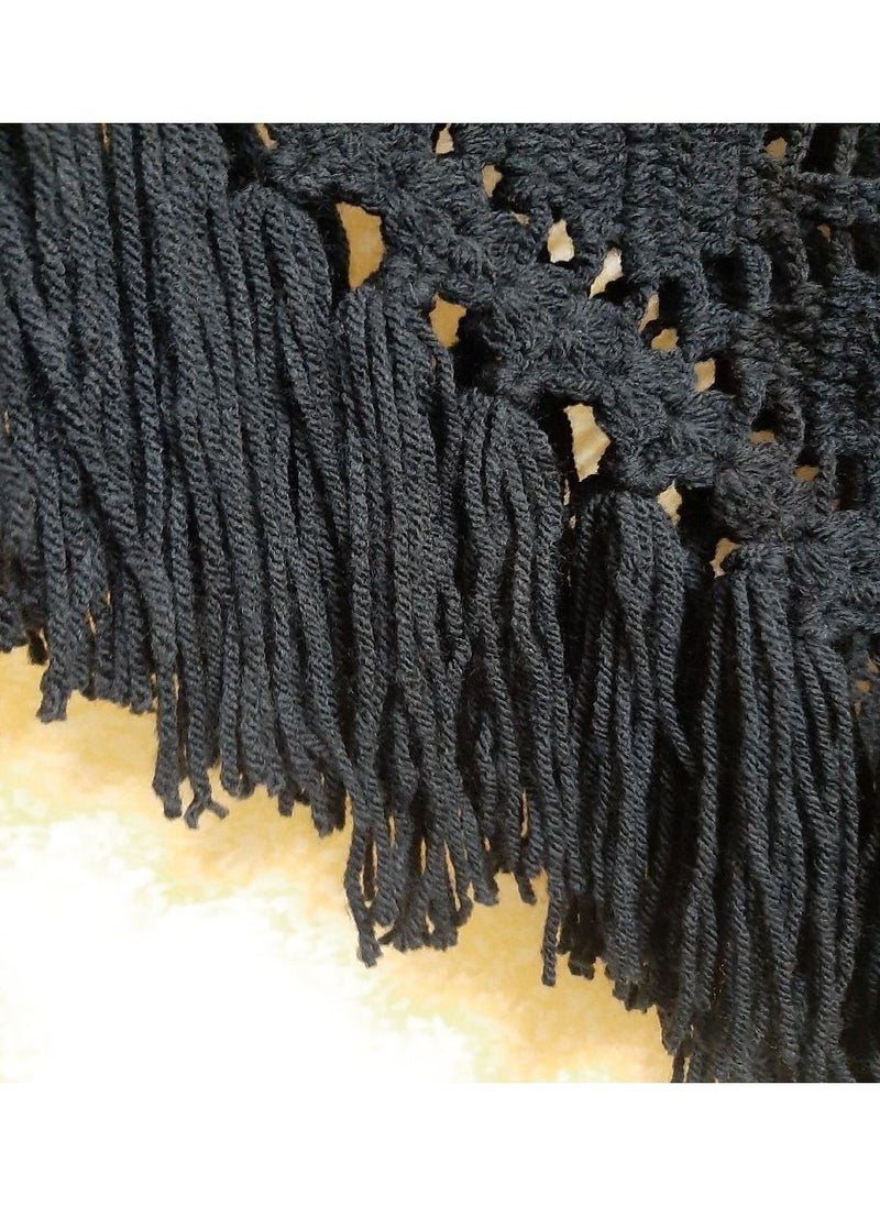 Generic - Hidden wool shawl - Image 1