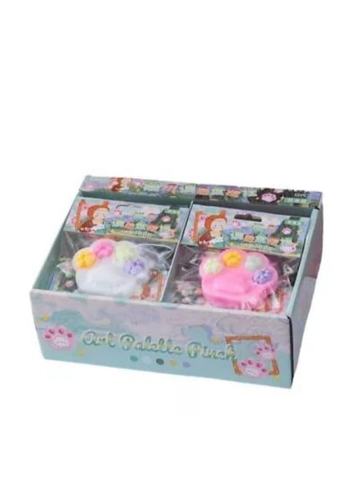 ألعاب الضغط على مخالب القطط الناعمة اللطيفة، ألعاب الضغط على مخالب القطط الإسفنجية، ألعاب حسية زغبية ، أشياء مبتكرة مضحكة فائقة النعومة مناسبة للأطفال "أبيض" - Image 5