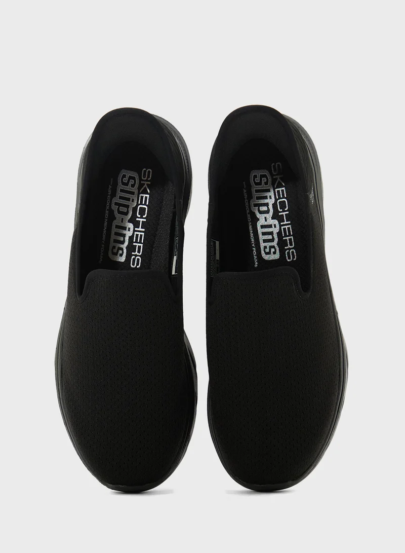 SKECHERS Go Walk 7