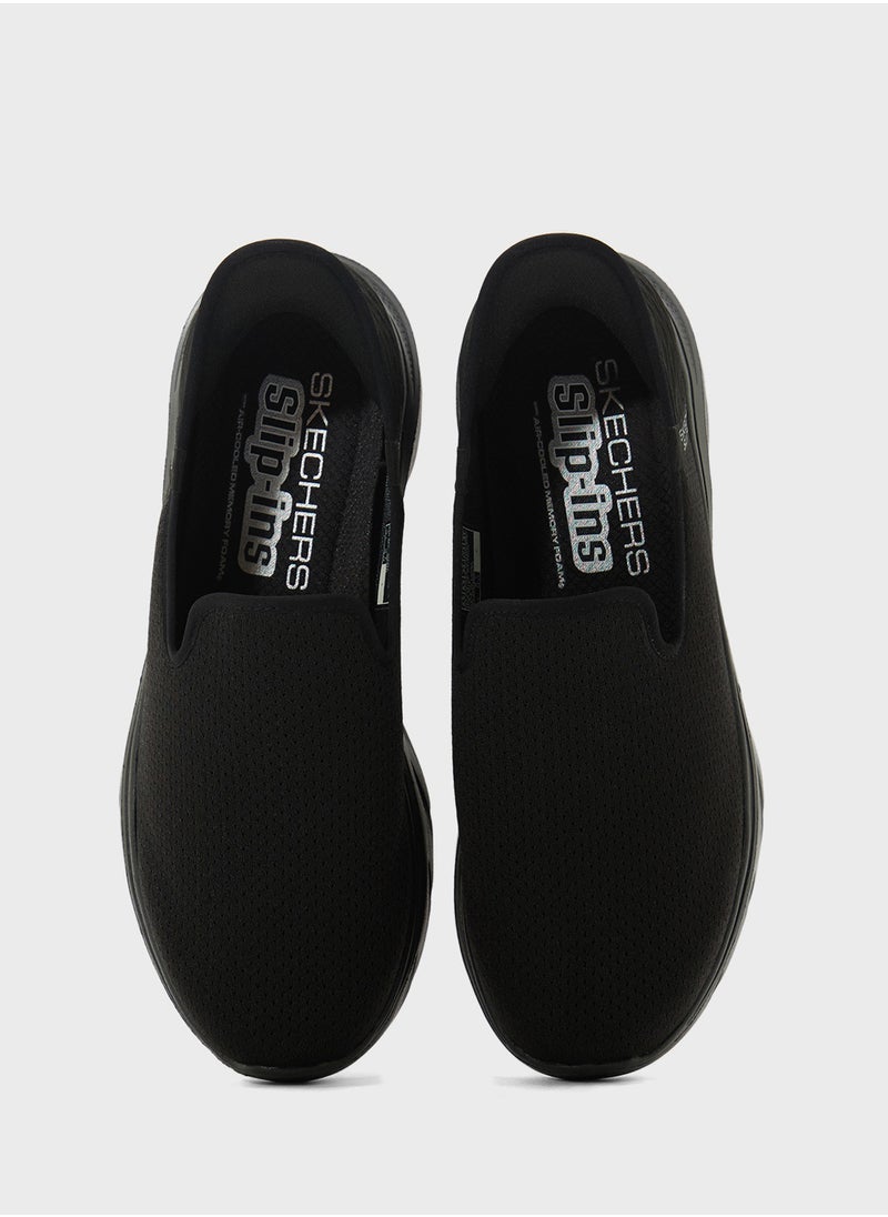 SKECHERS - Go Walk 7 - Image 1