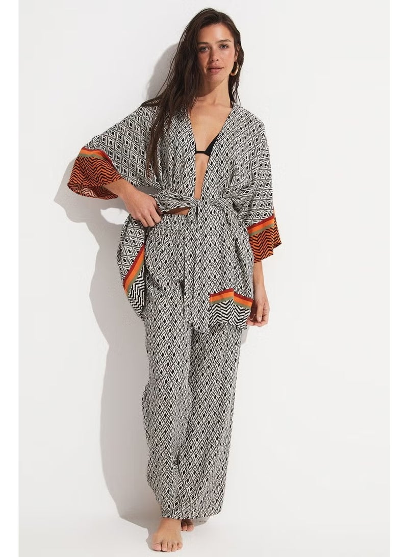 JUNE Patterned Kimono Set - Image 3