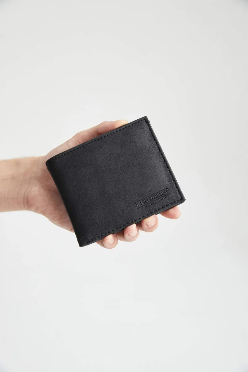 ديفاكتو Faux Leather Horizontal Wallet