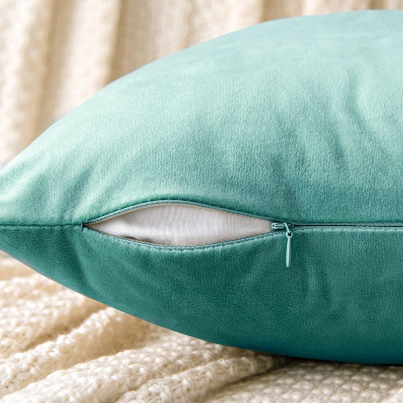 EMEMA Pack of 2 Velvet Throw Pillow Covers Decorative Square Pillowcase Soft Solid Cushion Case for Sofa Bedroom Chair Car 20x20 Inch Aqua Green - Image 3