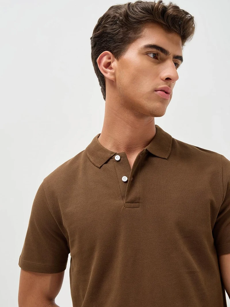 Urbano Fashion  Urbano Fashion Men's Dark Brown Solid Regular Fit Half Sleeve Cotton Polo T-Shirt  | Best Price UAE