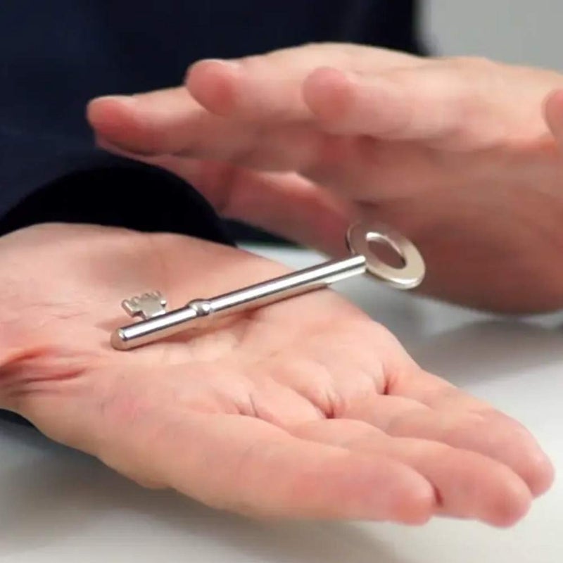 MilesMagic Magicians Ghost Key Gimmick Mentalism Illusion Haunted Key Moving on Palm Stage Magic Street Magic for Real Horror Close Up Magic Trick - Image 2