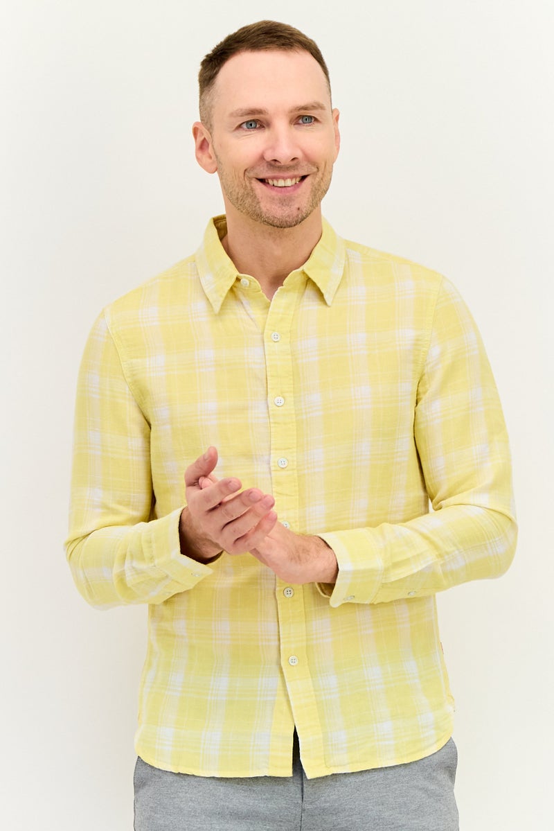 Levi's Men Slim Fit Checkered Long Sleeve Casual Shirts, Multicolor - Image 1