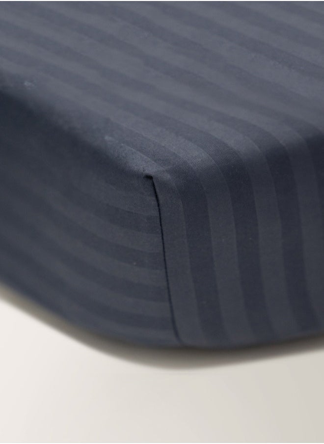 American Linen King Striped Fitted Sheet with 2 Pillow Case 200 x 200 Cm Navy Blue  - Image 2