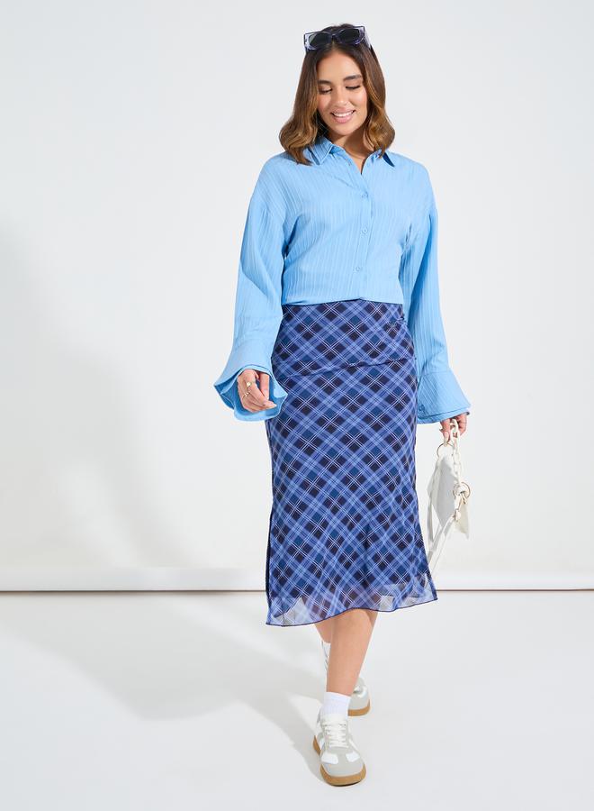 ستايلي بلوزة بتفاصيل بارزة الملمس واكتاف منخفضة مع اكمام جرس - Image 2