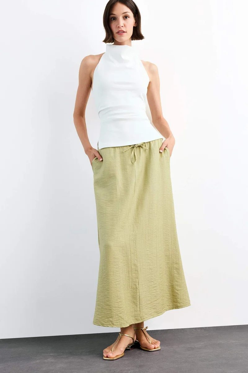 ديفاكتو Relax Fit Crinkle Fabric Elastic Band Ankle Length Skirt
