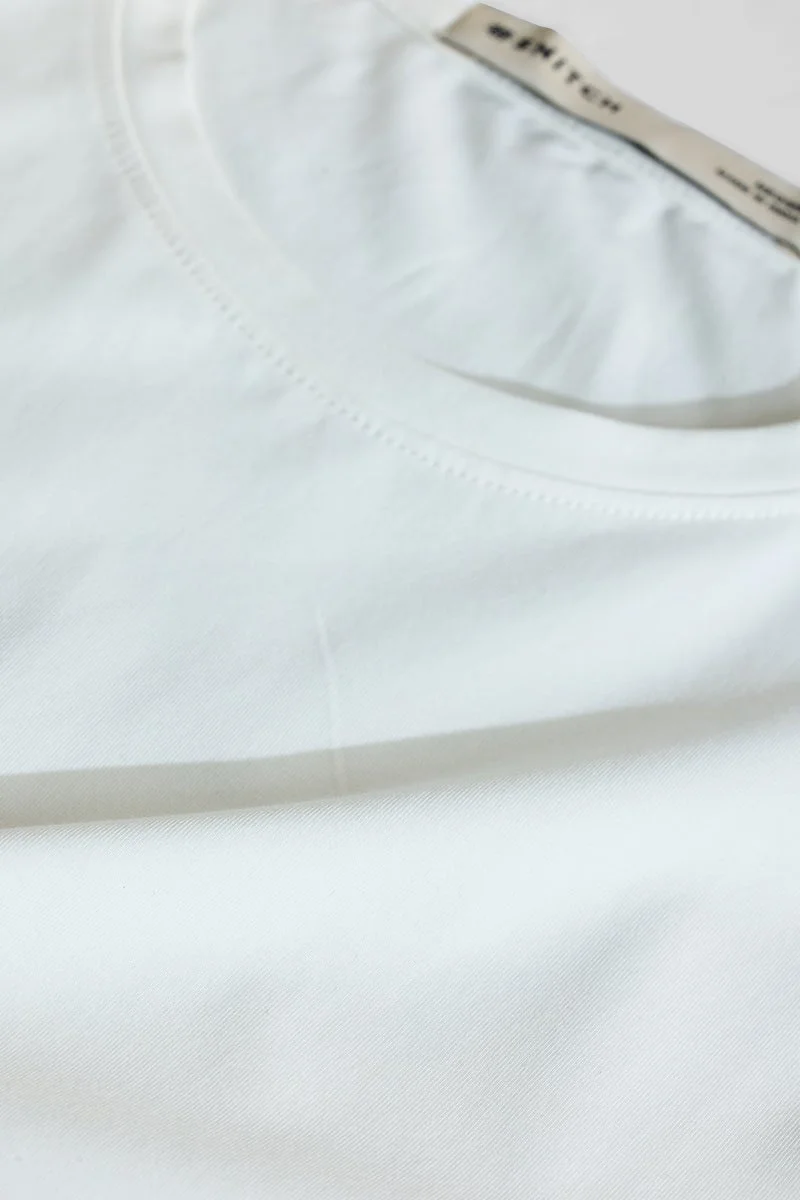 سنيتش تيشيرت أبيض بقصة ضيقة ومرونة رباعية الاتجاهات