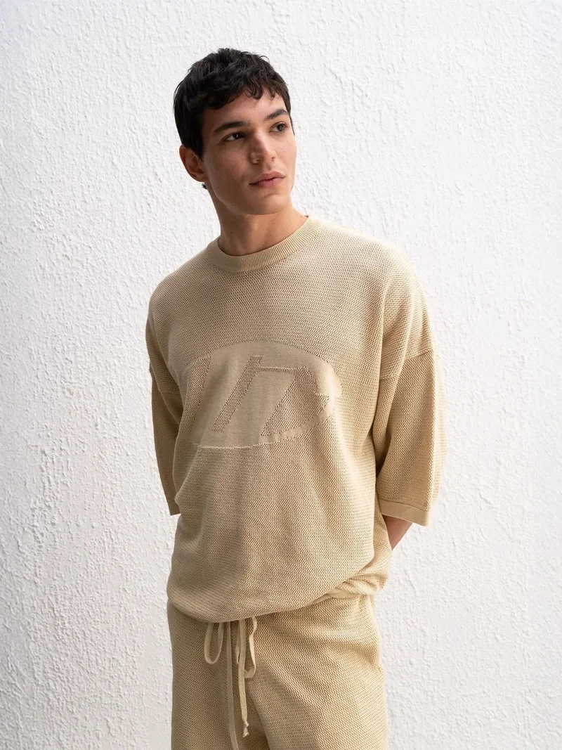 جيستو GIESTO Logo Crew Neck T-Shirt