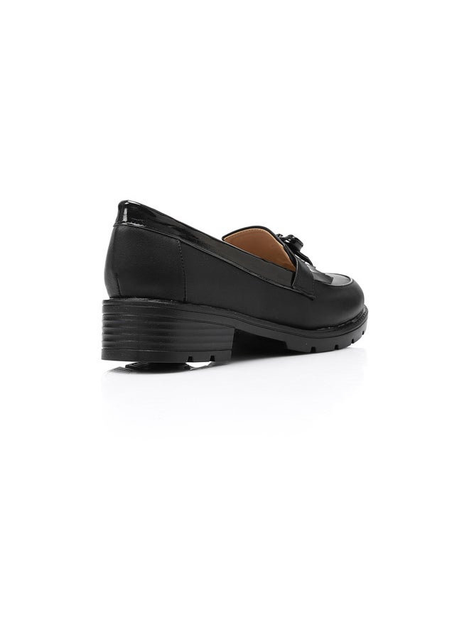 Ice Club Women’s Elegant Everyday Flat Shoes with Sleek and Practical Design for All Occasions - Image 3