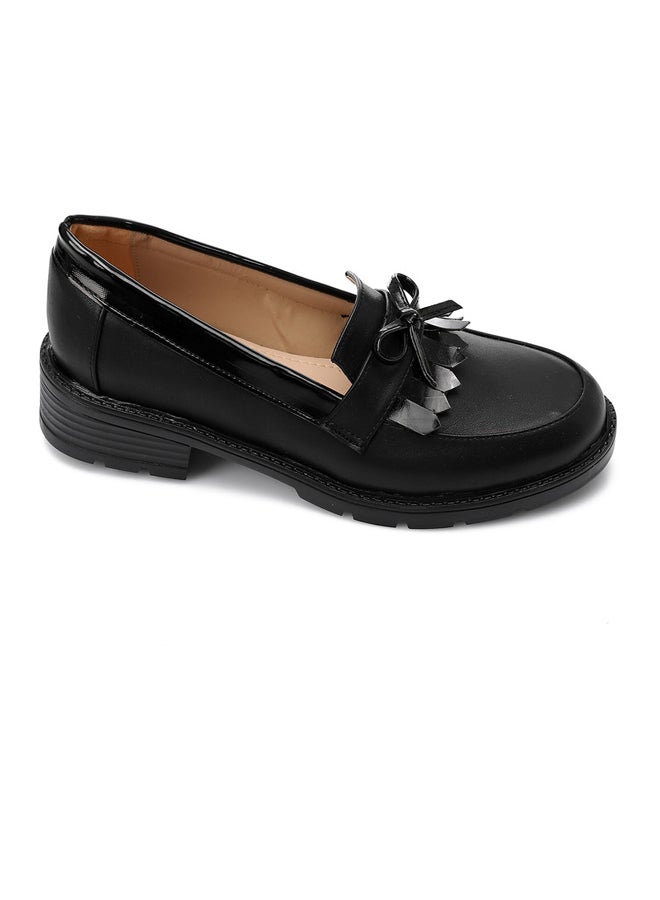 Ice Club Women’s Elegant Everyday Flat Shoes with Sleek and Practical Design for All Occasions - Image 1